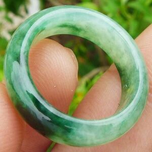 Natural Grade A Jadeite Jade One Piece Ring Carving Transparent Green 17mm